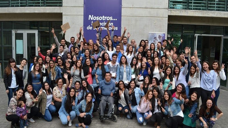 Virginio Gómez reconoció a más de 150 estudiantes voluntarios