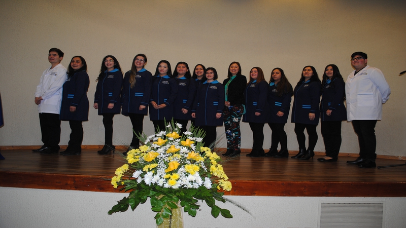 Ceremonia de Investidura de alumnas de TNS Educación Básica