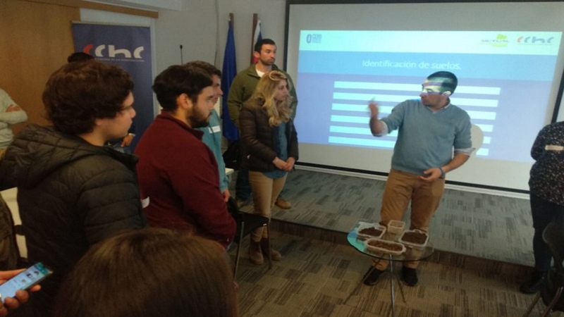 Alumnos de Virginio Gómez participaron en Taller Técnico en la Cámara Chilena de la Construcción