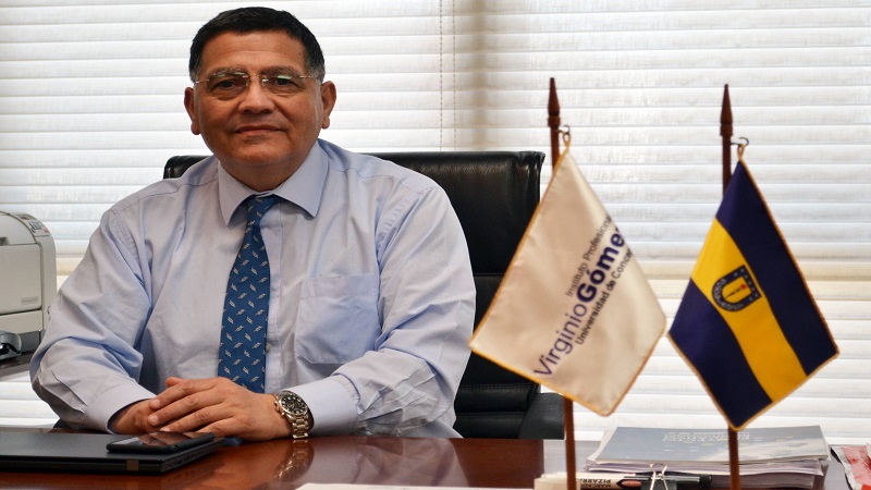 Dr. Rolando Hernández Mellado asume como rector del Instituto Profesional Virginio Gómez