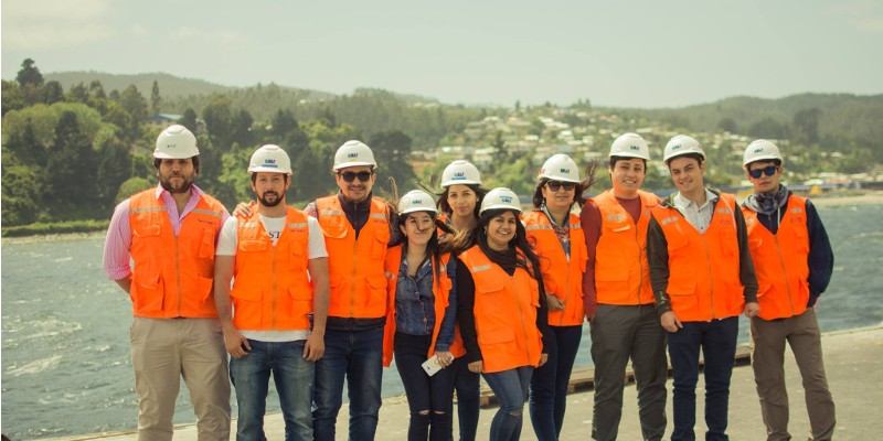 Alumnos de Ingeniería (E) en Administración visitaron Puerto Lirquén