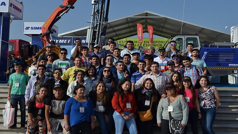 Alumnos de Ingeniería (E) en Minas visitaron  EXPONOR 2015