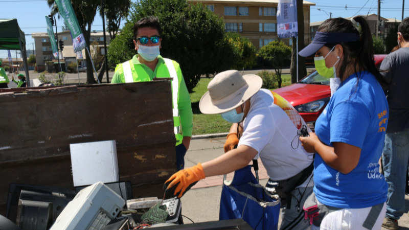 Con éxito se realizó la 2ª versión de la Feria E-Waste organizada por el IPVG y la Municipalidad de Hualpén