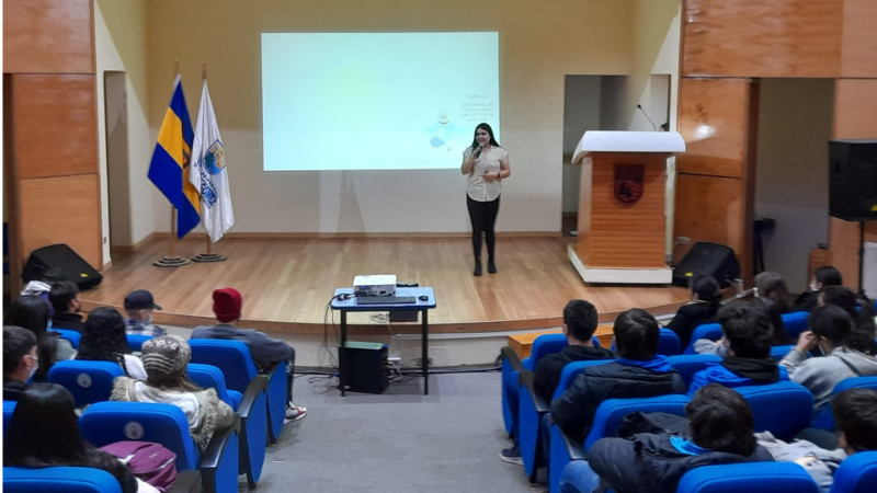Charla "Hábitos para un bienestar integral" se realizó en IPVG sede Chillán