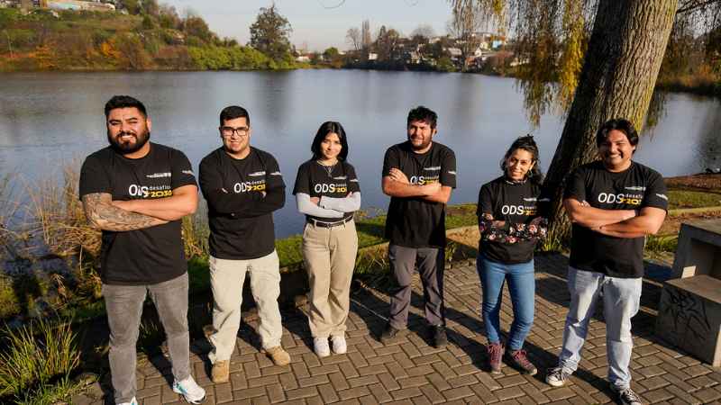 Estudiantes de Técnico en Medioambiente del Instituto Virginio Gómez buscan educar sobre nuevos puntos limpios en Barrio Norte