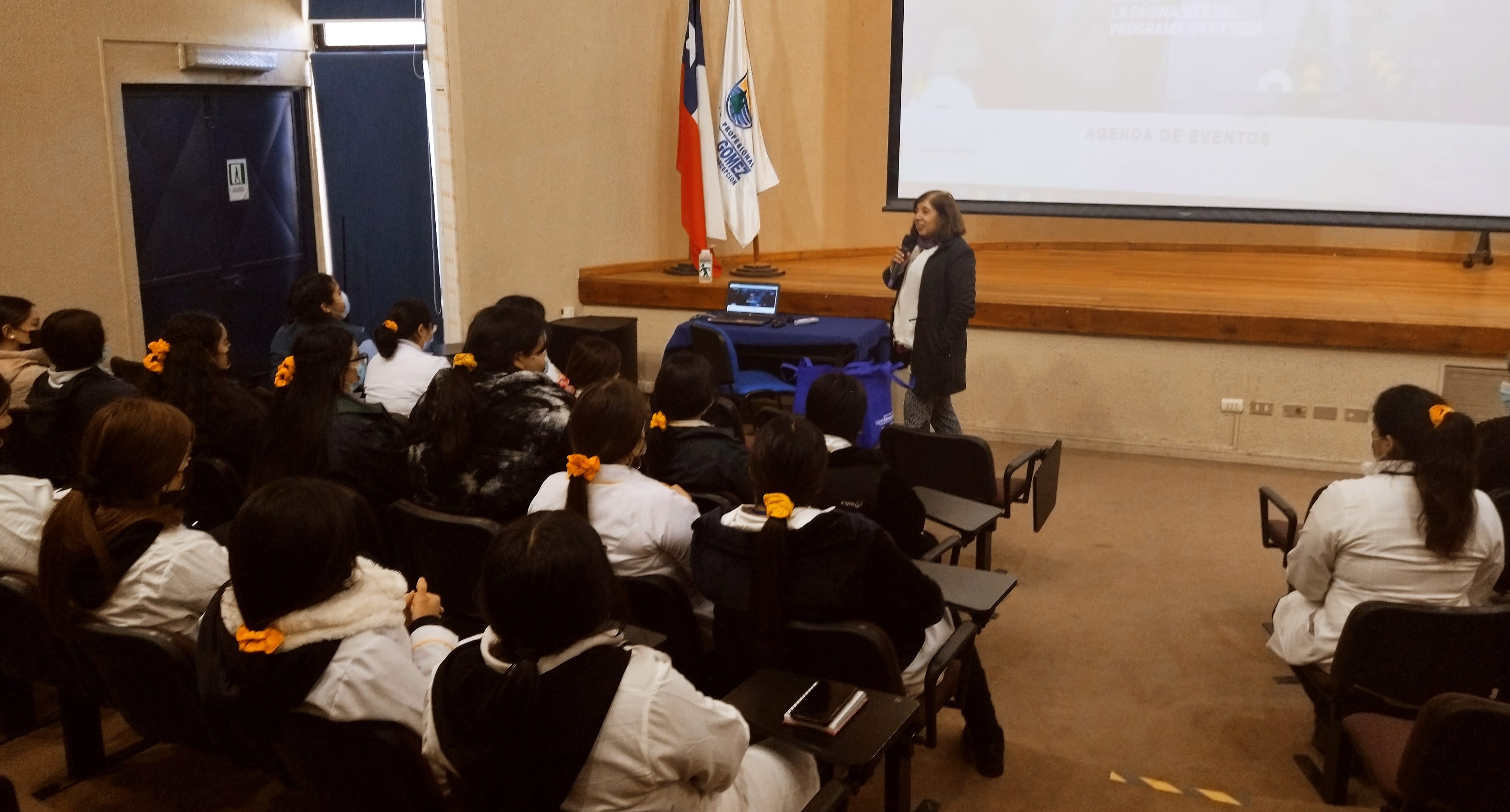IPVG Los Ángeles Inició Programa de Alternancia con Liceo Bicentenario Juanita Fernández Solar