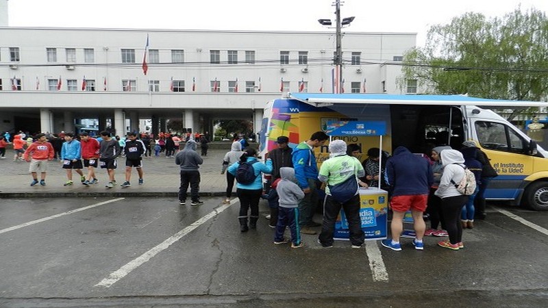 Alumnos del área de salud apoyaron corrida familiar de Chillán