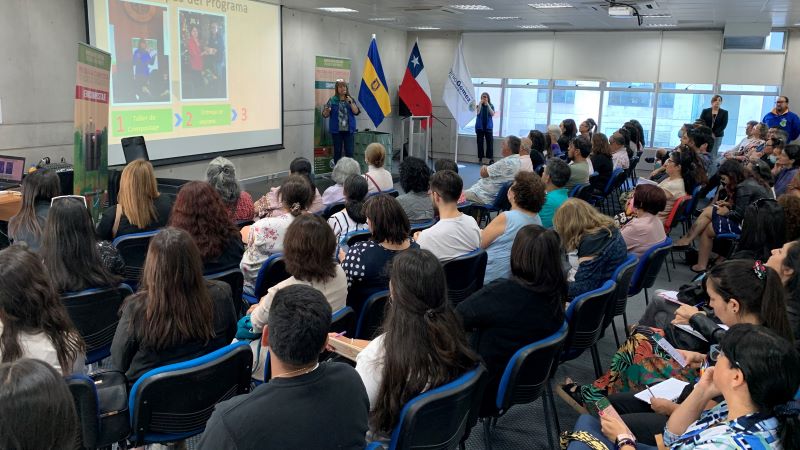 Vecinos y vecinas repletaron Taller de Compostaje Orgánico realizado en el IP Virginio Gómez