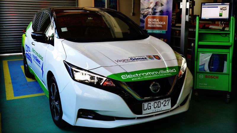 IP Virginio Gómez suma vehículo Eléctrico 0% emisiones a su área mecánica