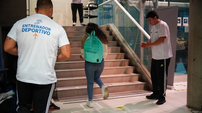 Estudiantes y docentes participaron de desafíos deportivos en el Día Mundial de la Actividad Física