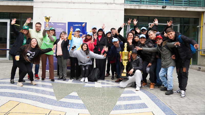 Escuela de Salud y Educación se quedó con la gran copa de las primeras Olimpiadas IPVG