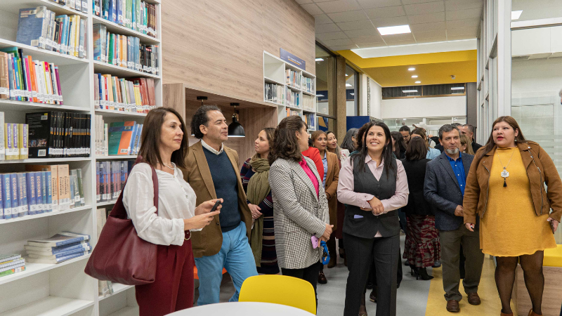 IP Virginio Gómez inauguró moderna biblioteca en su casa central de Concepción