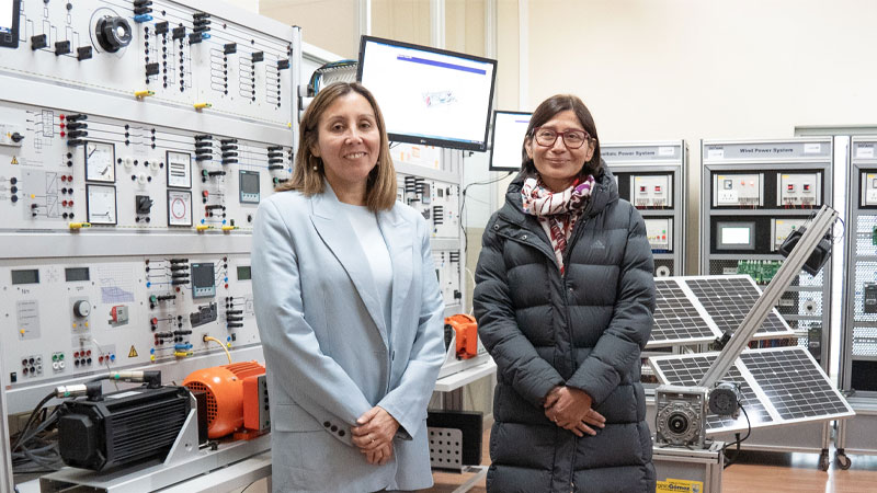 Rectora del IP Virginio Gómez recibe visita protocolar de Seremi de Ciencia, Tecnología, Conocimiento e Innovación