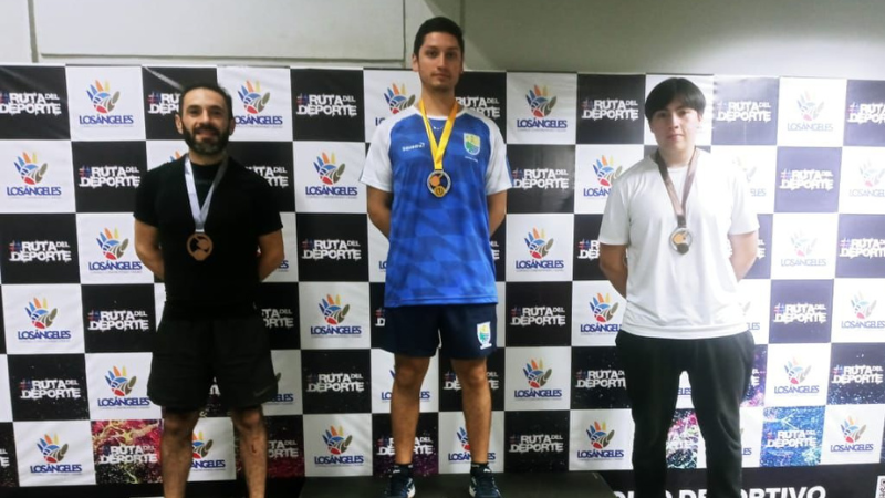 Estudiante de Ingeniería en Electricidad IPVG Los Ángeles obtuvo 1º lugar en torneo de tenis de mesa