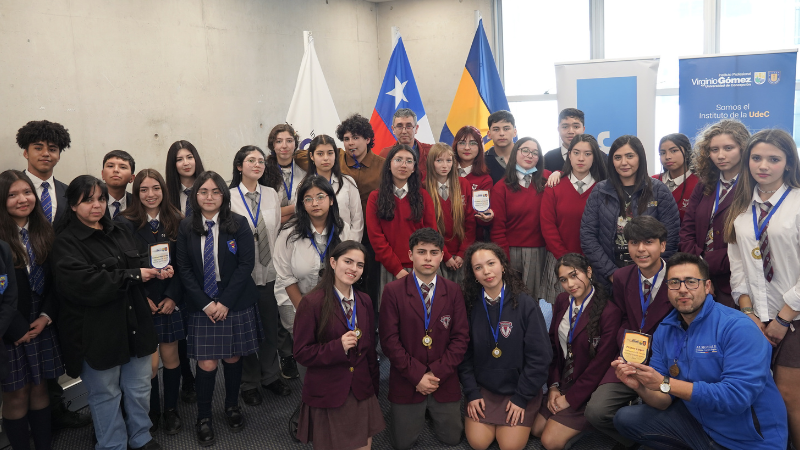 Instituto Profesional Virginio Gómez realiza torneo de Debate en su Casa Central