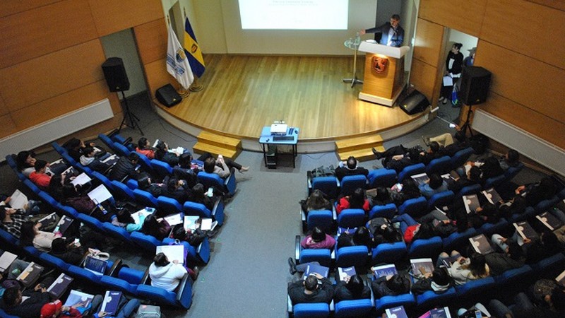 Con alta convocatoria se realizó Seminario de Medio Ambiente y Sustentabilidad en Sede Chillán