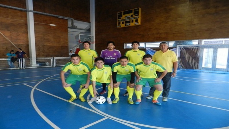 Con un triunfo debutó el equipo de Virginio Gómez angelino en el Torneo de Futsal ADESLA 2015