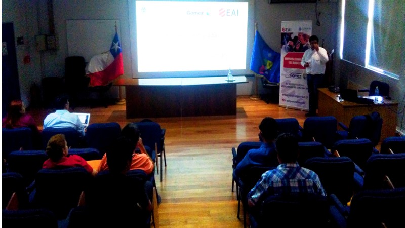 Docente de Virginio Gómez expuso sobre Metodología de Empresa Simulada en Universidad de Chile