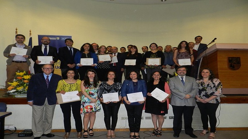 Docentes reciben sus certificaciones de Diplomado Virginio Gómez