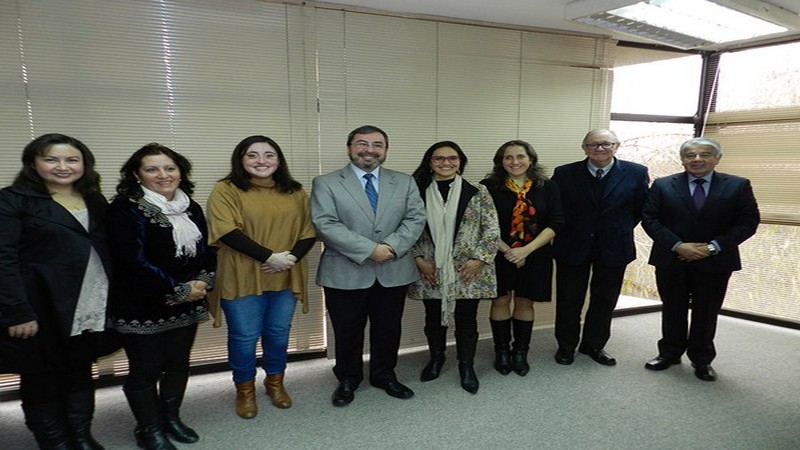 Estudiantes con excelencia académica fueron premiados con beca Dr. Virginio Gómez