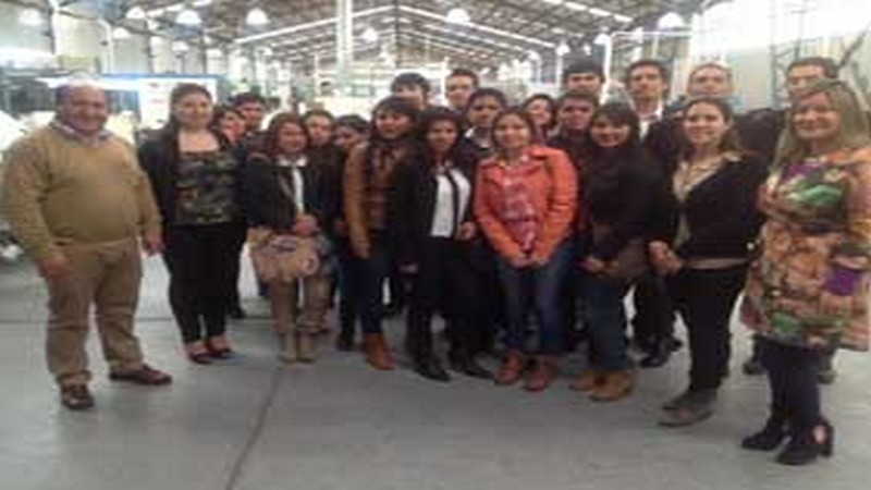 Estudiantes de Ingeniería (E) en Administración visitaron diario El Sur de Concepción.