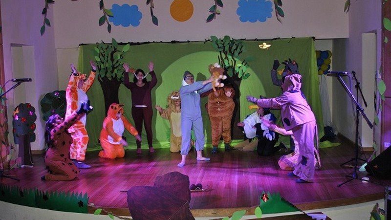 Estudiantes de TNS Párvulos sede Chillán realizaron obras de Teatro Infantil