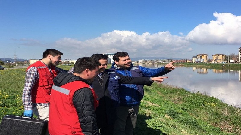 Estudiantes realizaron diagnóstico medioambiental del canal Ifarle de Talcahuano