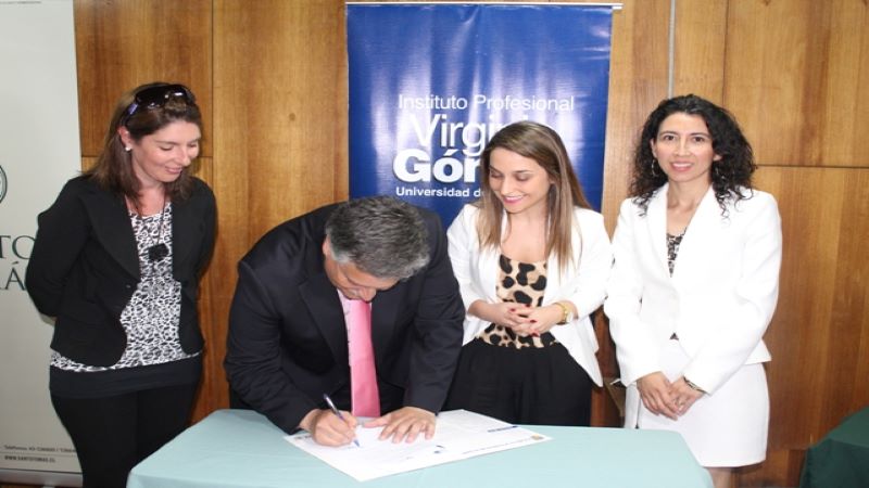 Instituto Profesional Virginio Gómez y Municipalidad de Los Ángeles firman convenio de mutua colaboración