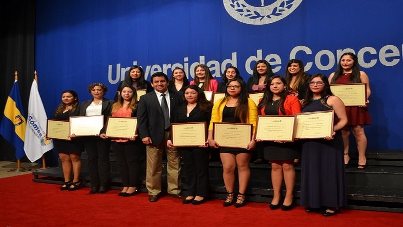 Más de 1400 nuevos profesionales tituló el Instituto Profesional Virginio Gómez en Concepción