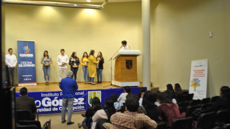 Oficina de Jóvenes cerró sus actividades con ceremonia en Sede Los Ángeles