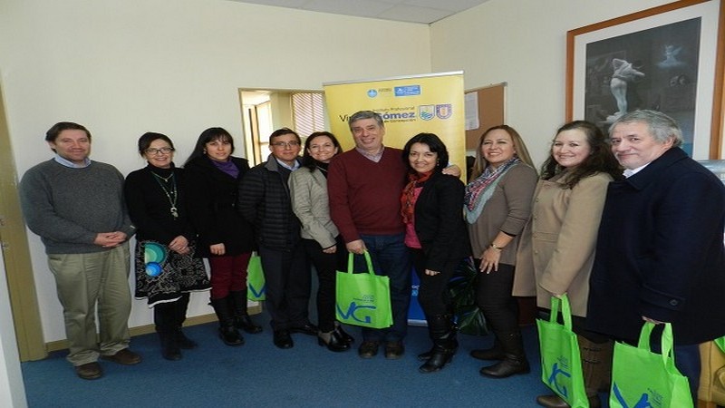 Representantes de laboratorios vinculados al área de la salud se reunieron en sede Chillán