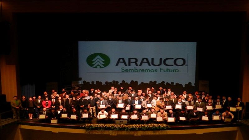 Virginio Gómez realiza primer Diplomado para Jefes de Faena de Forestal ARAUCO