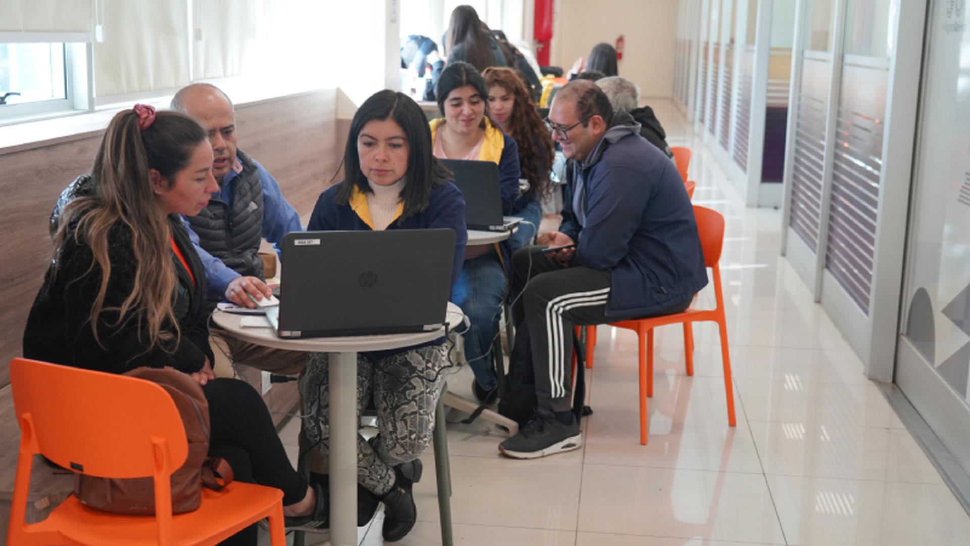 Instituto Profesional Virginio Gómez concluye exitosamente asesorías gratuitas para la Operación Renta 2025