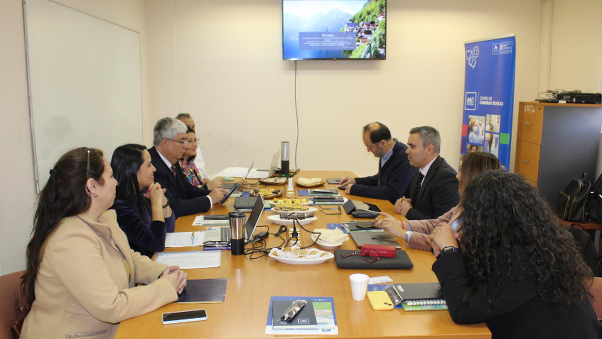 IP Virginio Gómez participó en nuevo encuentro anual del IESTP CRUCH