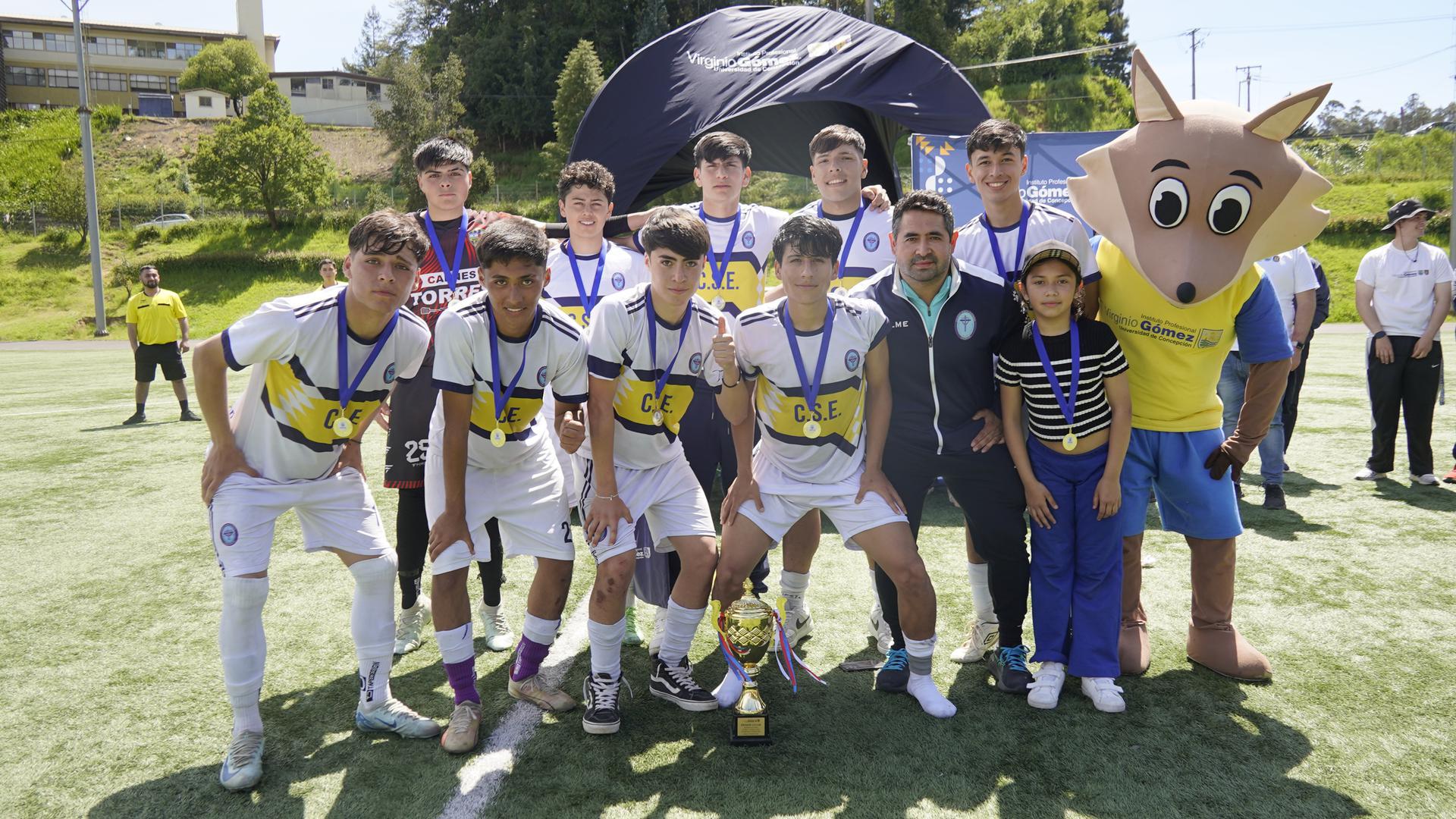 Interescolares IP Virginio Gómez 2025 congregaron a más de 390 estudiantes en torno al deporte 