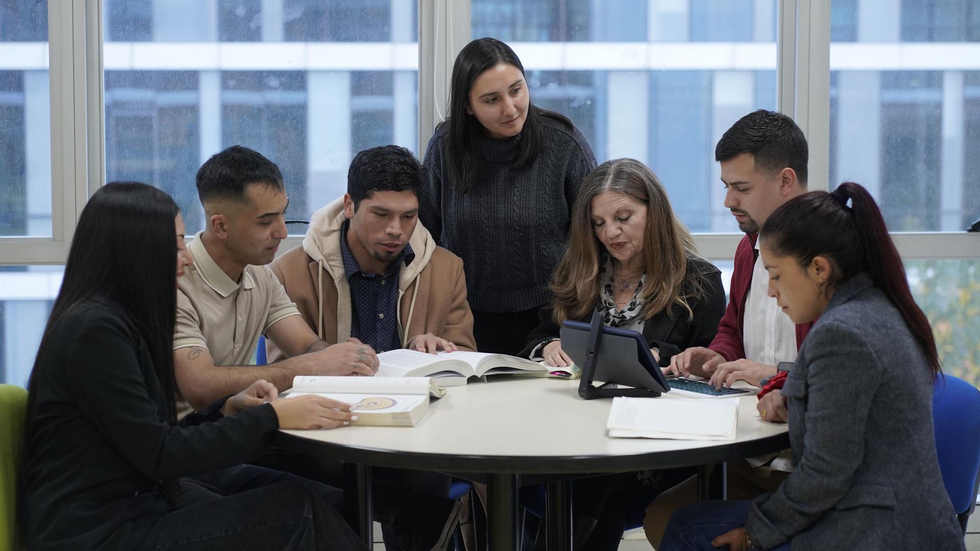 Resultados FUAS: qué significa tu Nivel Socioeconómico y cómo acceder a beneficios estudiantiles 