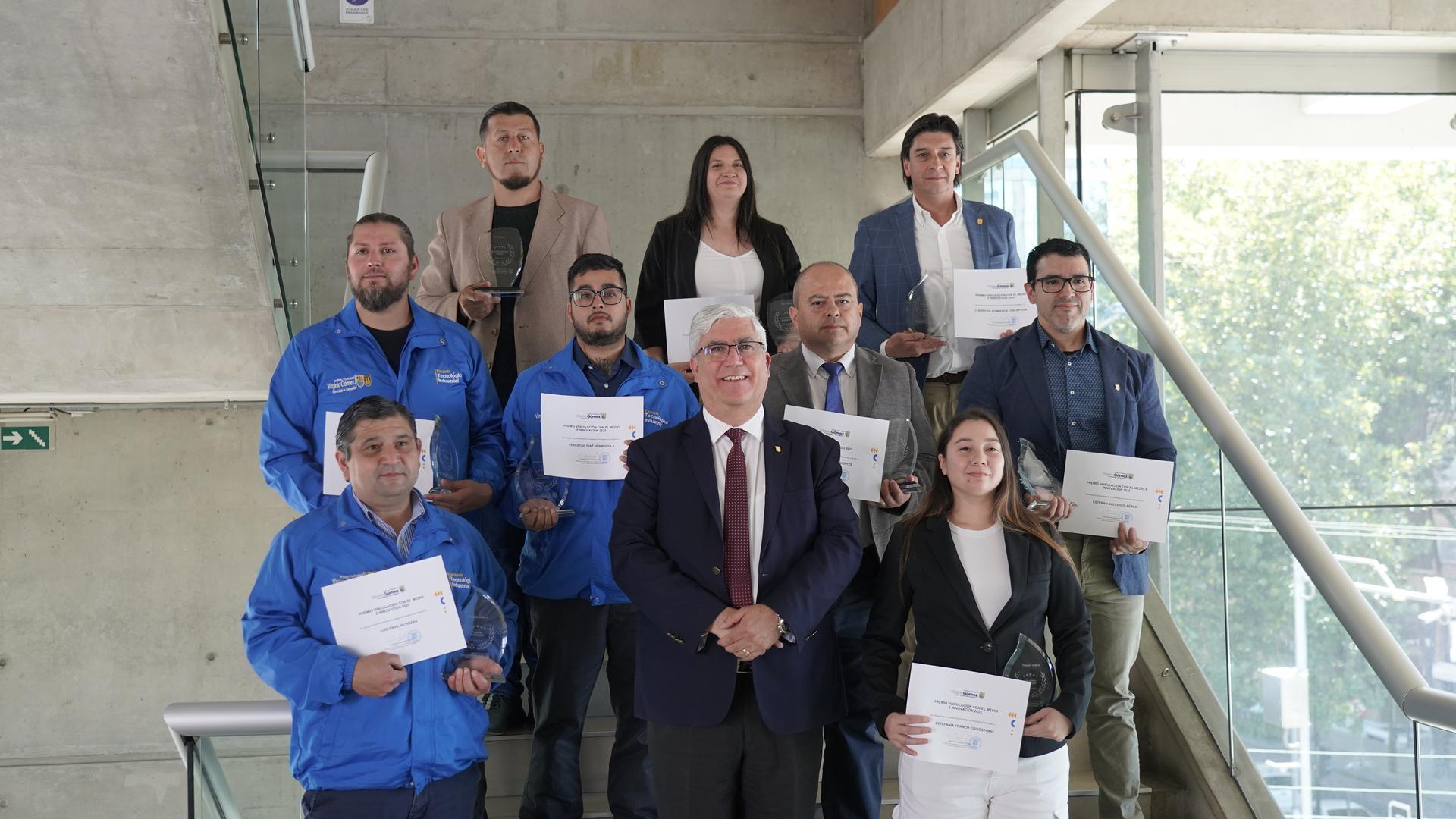 Instituto Profesional Virginio Gómez realizó la cuarta versión del Premio de Vinculación con el Medio 