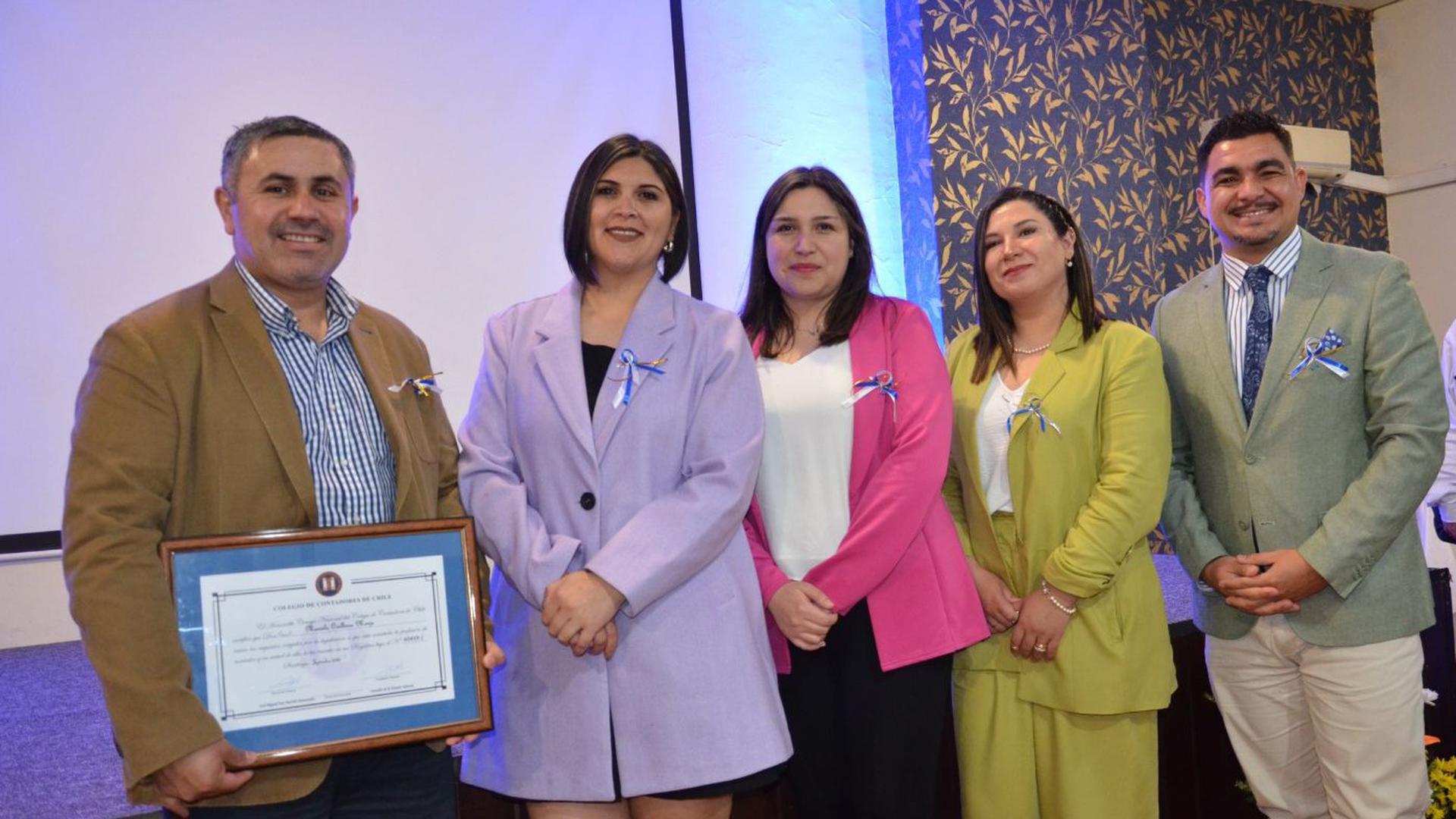 Egresados de Auditoría del IP Virginio Gómez Sede Chillán se incorporan al Colegio de Contadores de Chile 